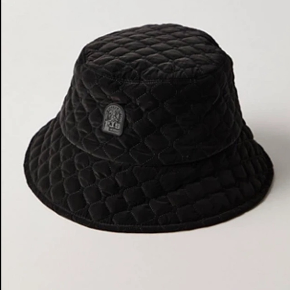 NWT Free People x Parajumpers Quilted Puffer Bucket Hat in Black